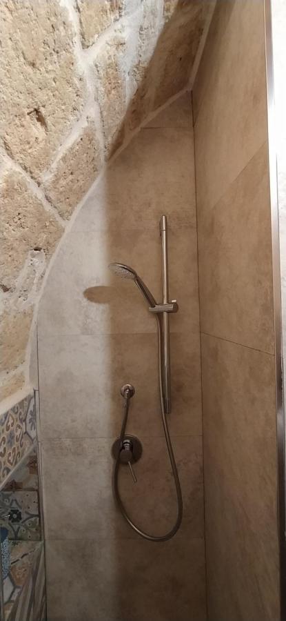 La Mansio Del Vicolo Villa Mola di Bari Luaran gambar